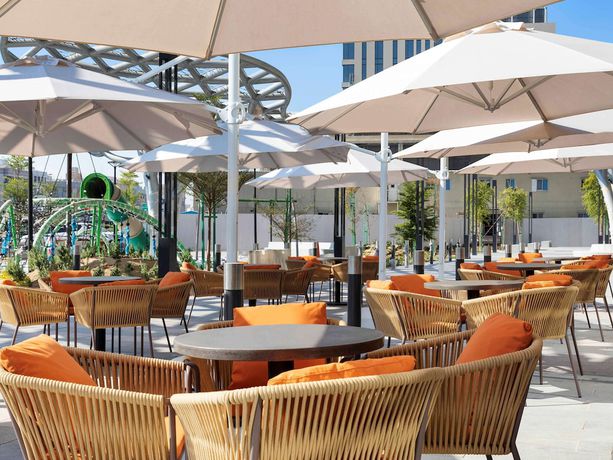 Imagen de los exteriores del Aparthotel Adagio Dubai Deira. Foto 14