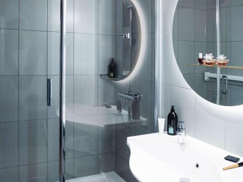 Imagen de la habitación del Aparthotel Adagio Edinburgh Royal Mile. Foto 9