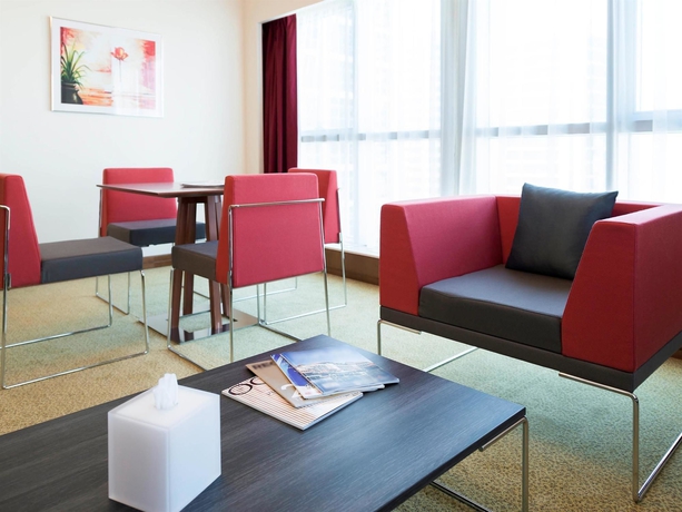 Imagen de la habitación del Aparthotel Adagio Fujairah. Foto 10