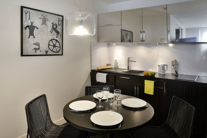 Imagen de la habitación del Aparthotel Adagio Grenoble Centre. Foto 11