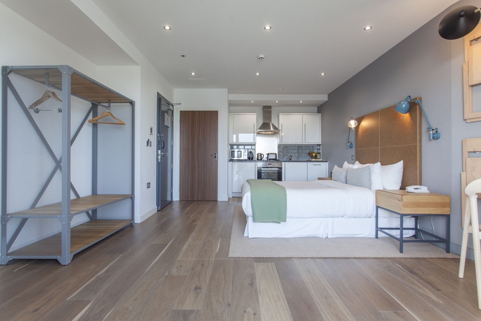 Imagen de la habitación del Aparthotel Adagio London Brentford. Foto 6
