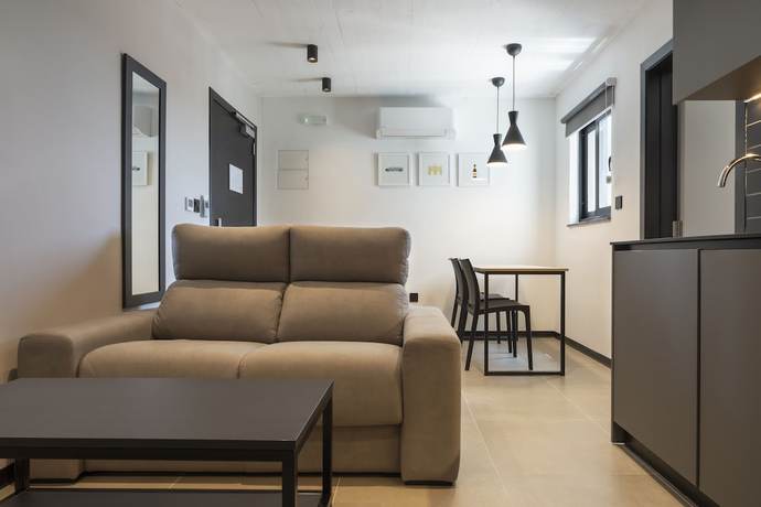 Imagen de la habitación del Aparthotel Adagio Malta Central. Foto 13