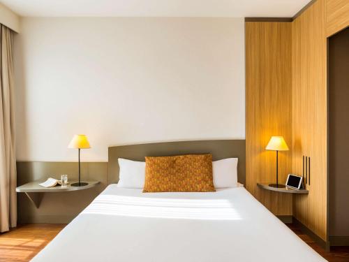 Imagen de la habitación del Aparthotel Adagio Nantes Centre. Foto 12