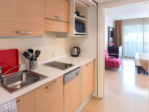 Imagen de la habitación del Aparthotel Adagio Nice Promenade Des Anglais. Foto 16