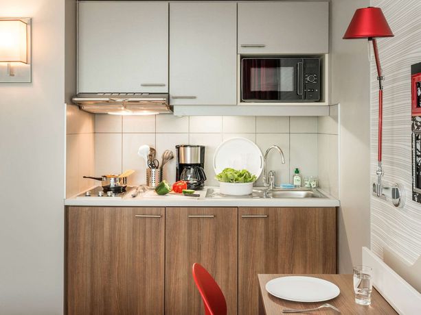 Imagen de la habitación del Aparthotel Adagio Paris Bercy Village. Foto 5