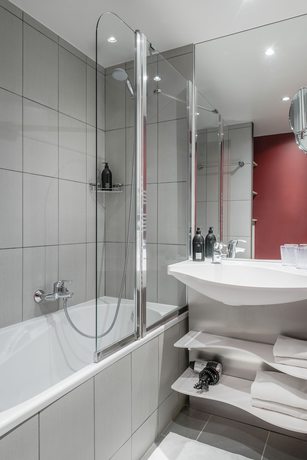 Imagen de la habitación del Aparthotel Adagio Paris Bercy Village. Foto 18