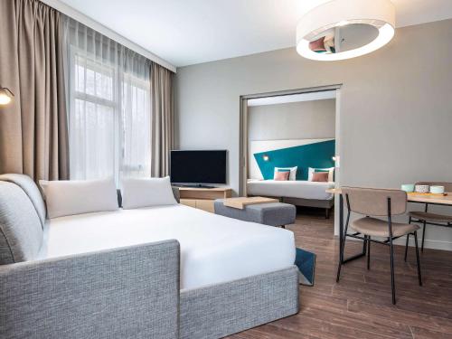 Imagen de la habitación del Aparthotel Adagio Paris Nation. Foto 16