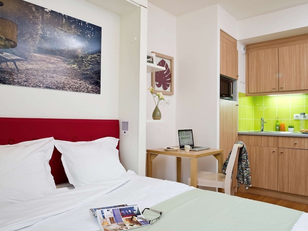 Imagen de la habitación del Aparthotel Adagio Paris Vincennes. Foto 6