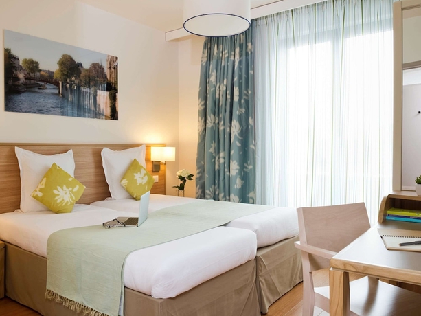 Imagen de la habitación del Aparthotel Adagio Paris Vincennes. Foto 15