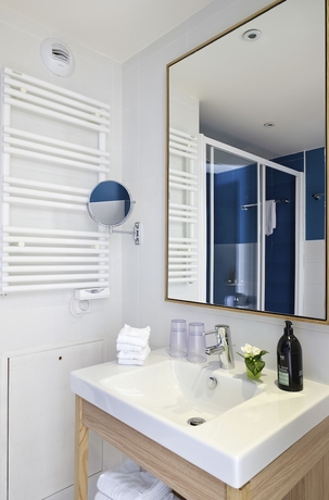 Imagen de la habitación del Aparthotel Adagio Paris Vincennes. Foto 18
