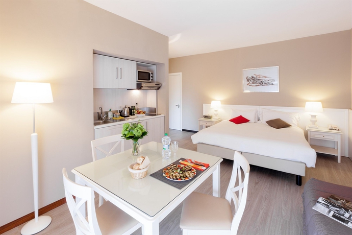 Imagen de la habitación del Aparthotel Adagio Rome Vatican. Foto 7