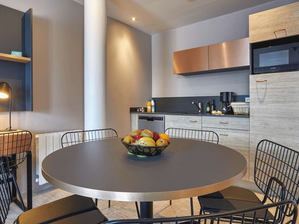 Imagen de la habitación del Aparthotel Adagio and Spa Vannes. Foto 16