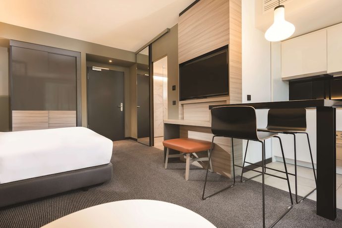 Imagen de la habitación del Aparthotel Adina Apartment Hotel Hamburg Speicherstadt. Foto 4