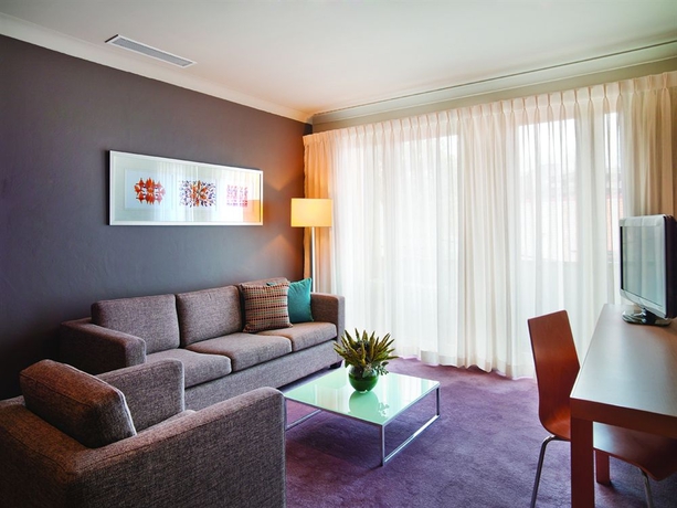 Imagen de los interiores del Aparthotel Adina Apartment Hotel Sydney Chippendale. Foto 6