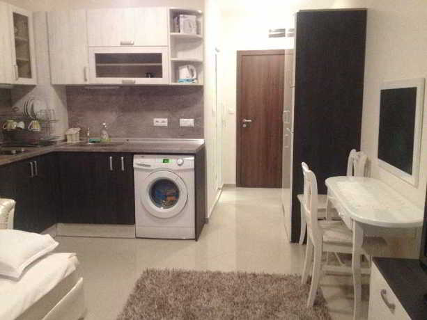 Imagen general del Aparthotel Admiral Plaza Apartments. Foto 3