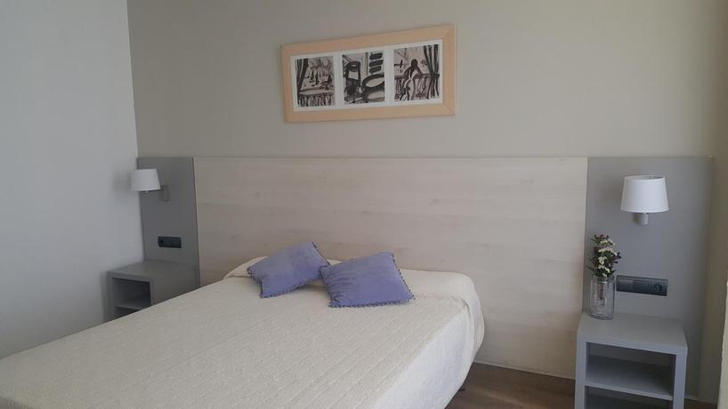 Imagen general del Aparthotel Advise Reina. Foto 18
