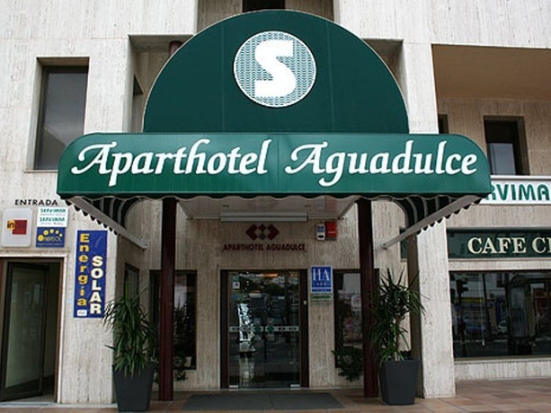 Imagen general del Aparthotel Aguadulce. Foto 1