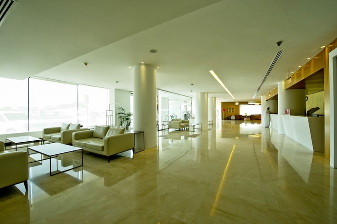 Imagen de los interiores del Aparthotel Al Bustan Residence Hotel Apartments. Foto 16