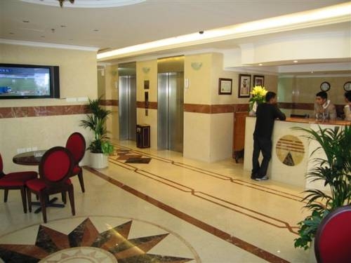 Imagen general del Aparthotel Al Deyafa Hotel Apartments. Foto 12