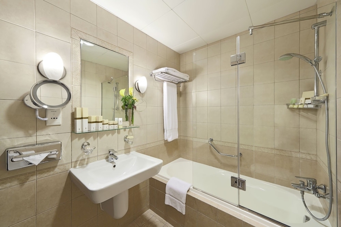 Imagen de la habitación del Aparthotel Al Manzel. Foto 13