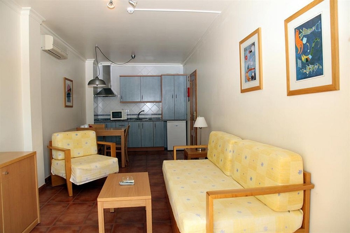Imagen de los interiores del Aparthotel Alagoa Azul. Foto 6