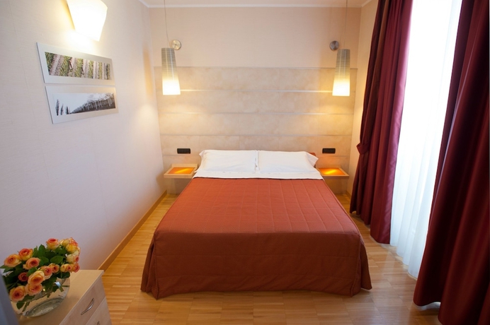 Imagen de la habitación del Aparthotel Alba Residence. Foto 13