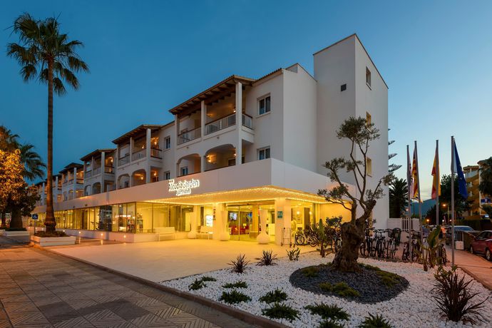 Imagen general del Aparthotel Alcudia Garden Aparthotel. Foto 1