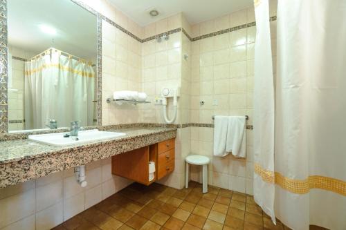 Imagen de la habitación del Aparthotel Alfas Oasis. Foto 3