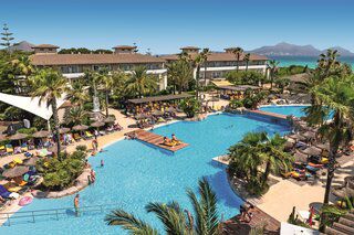 Imagen de la piscina del Aparthotel All Sun Eden Playa. Foto 9