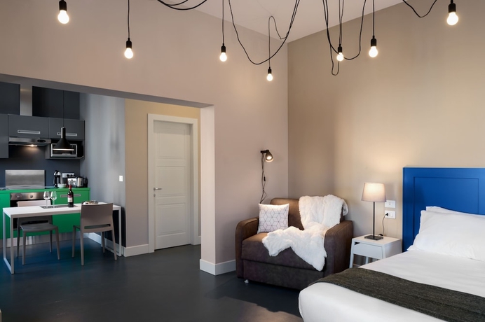 Imagen de la habitación del Aparthotel Almarossa. Foto 4