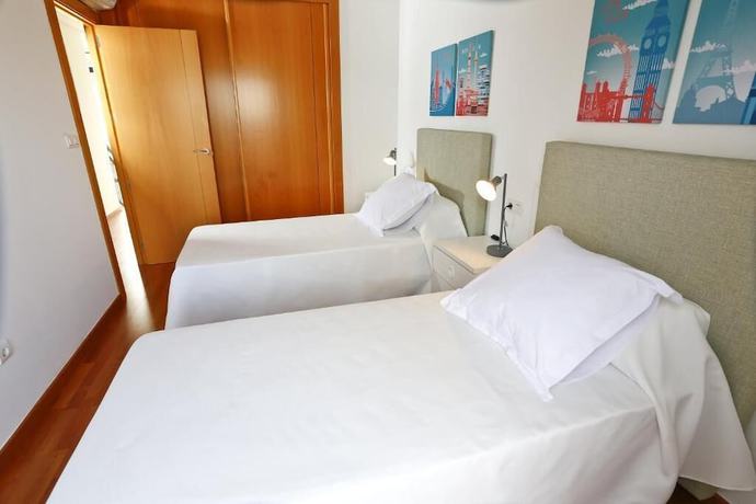 Imagen de la habitación del Aparthotel Alojamientos Libertad. Foto 8