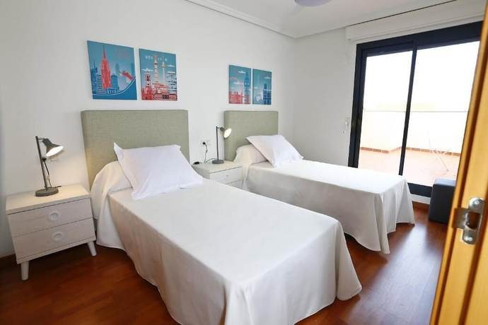 Imagen de la habitación del Aparthotel Alojamientos Libertad. Foto 19