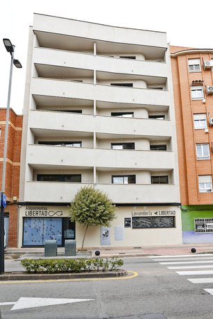 Imagen general del Aparthotel Alojamientos Libertad. Foto 1
