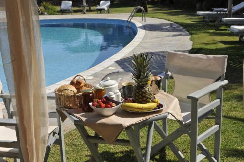 Imagen de la piscina del Aparthotel Ammos Naxos Exclusive Apartments & Studios. Foto 7