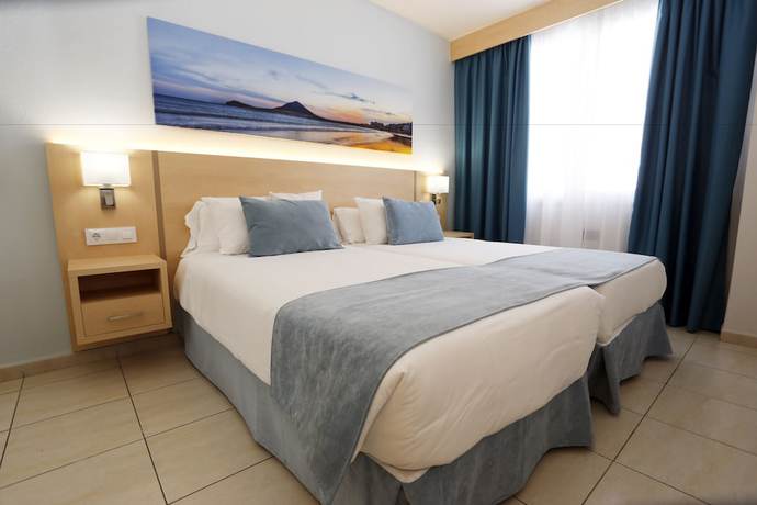 Imagen de la habitación del Aparthotel Andorra, Playa de las Am&eacute;ricas. Foto 4