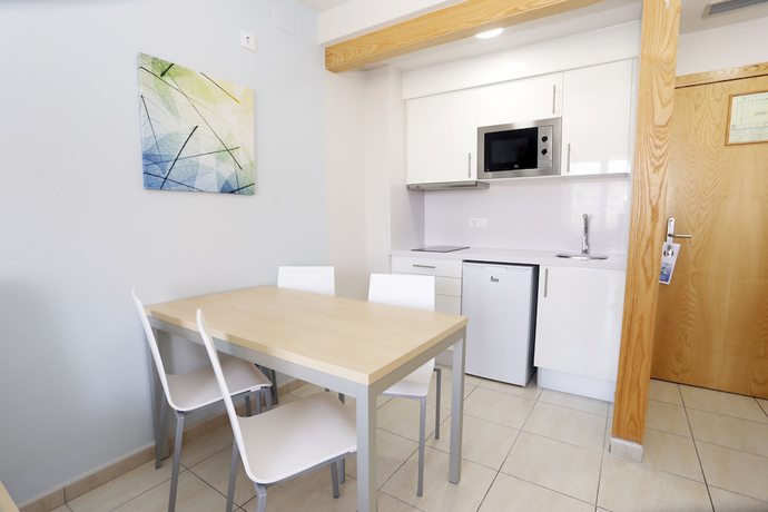 Imagen de la habitación del Aparthotel Andorra, Playa de las Am&eacute;ricas. Foto 10