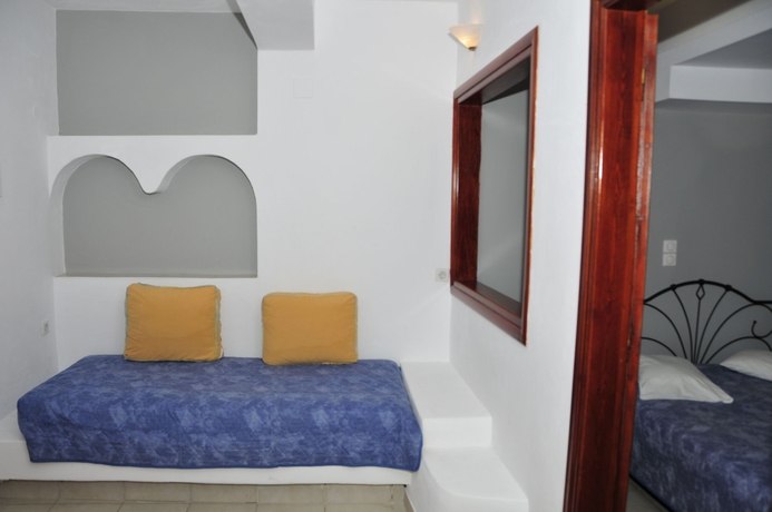Imagen de la habitación del Aparthotel Anessis, Fira. Foto 11