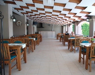 Imagen del bar/restaurante del Aparthotel Ant. Foto 10