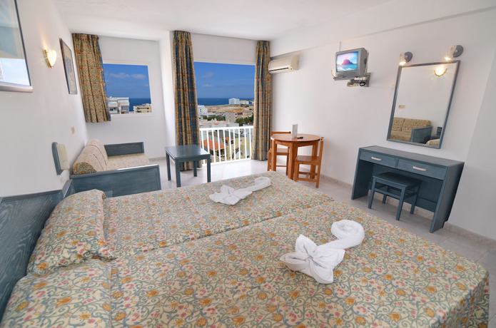 Imagen general del Aparthotel Aparhotel Vibra Central City - Adults Only. Foto 2