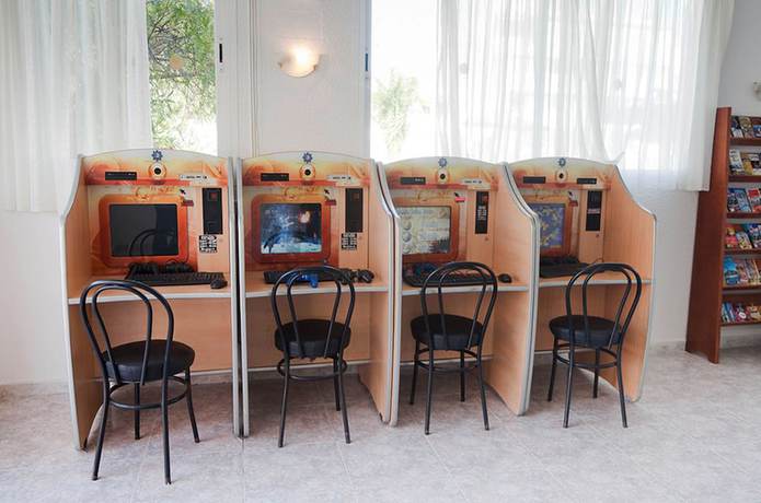 Imagen de los interiores del Aparthotel Aparhotel Vibra Central City - Adults Only. Foto 17