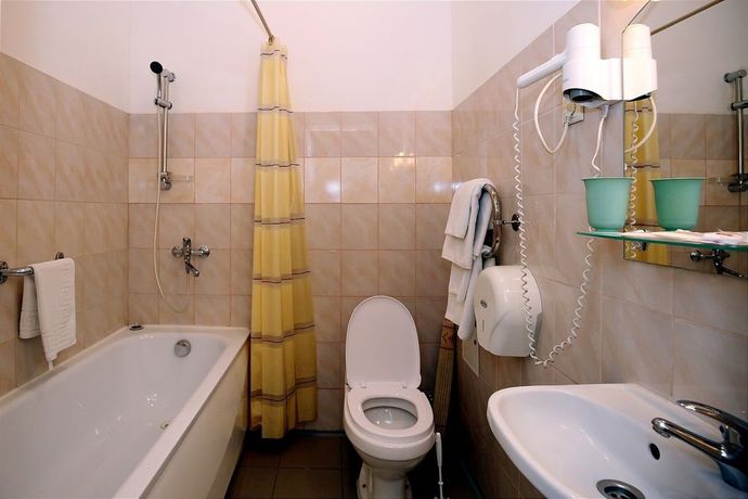 Imagen de la habitación del Aparthotel Apart Hotel Tomo. Foto 12