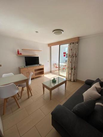 Imagen de la habitación del Aparthotel Apartamentos Oasis Sol. Foto 6