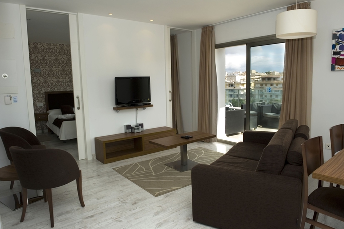Imagen de la habitación del Aparthotel Apartamentos Portodrach. Foto 6