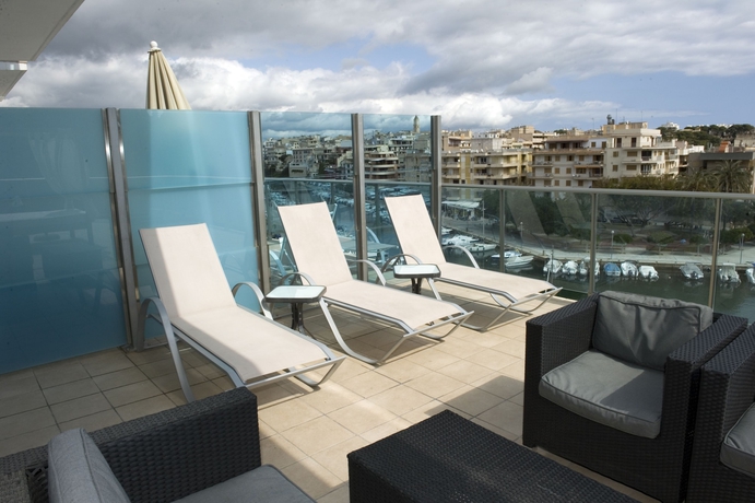 Imagen de la habitación del Aparthotel Apartamentos Portodrach. Foto 7