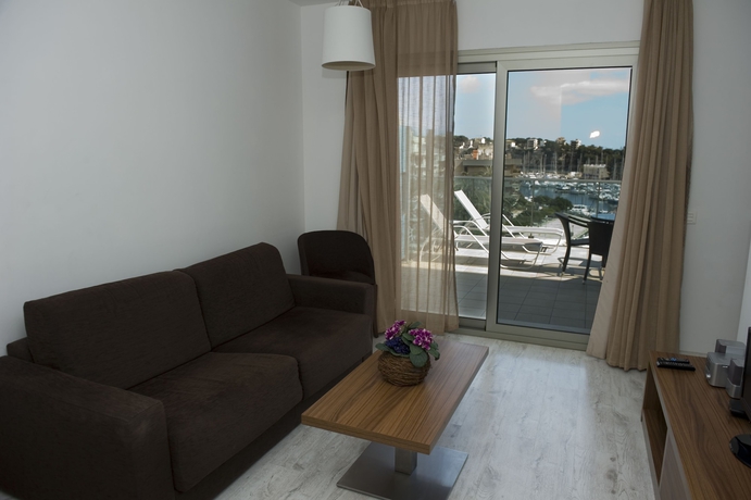Imagen de la habitación del Aparthotel Apartamentos Portodrach. Foto 12