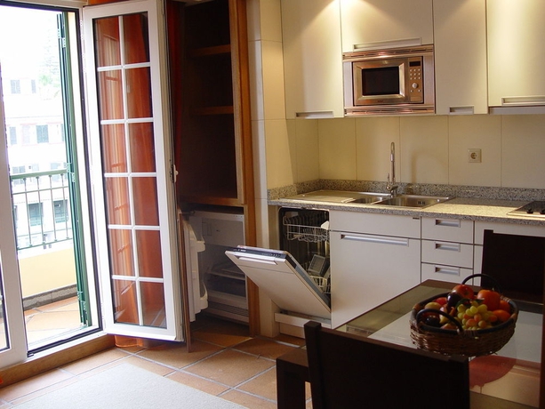 Imagen de la habitación del Aparthotel Apartamentos Turisticos Atlantida. Foto 1
