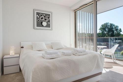 Imagen de la habitación del Aparthotel Apartamenty Pinea. Foto 9