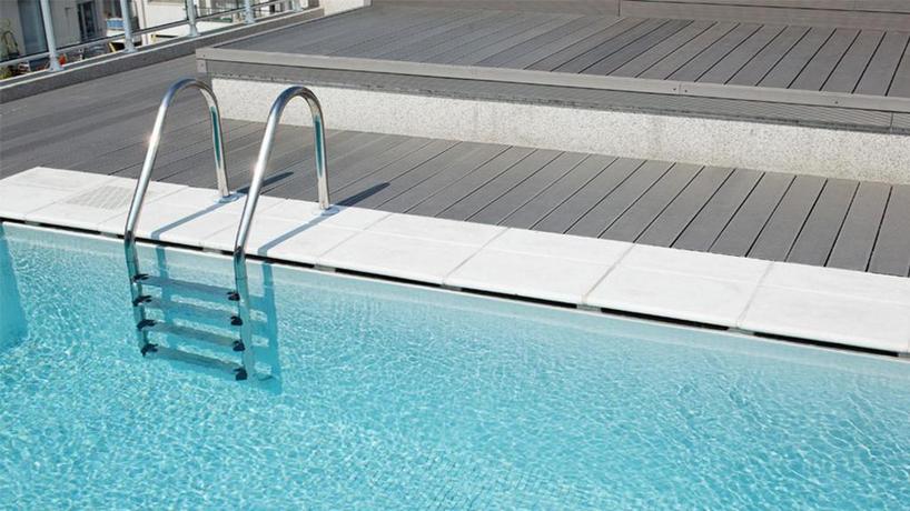 Imagen de la piscina del Aparthotel Aparthotel Adagio Nice Centre. Foto 20