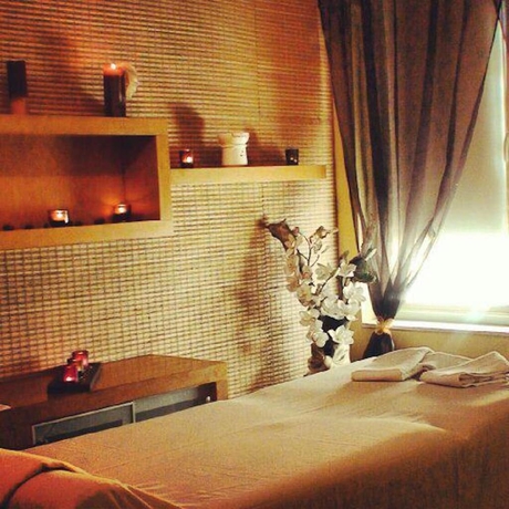 Imagen de la piscina del Aparthotel Aparthouse Borovo. Foto 16
