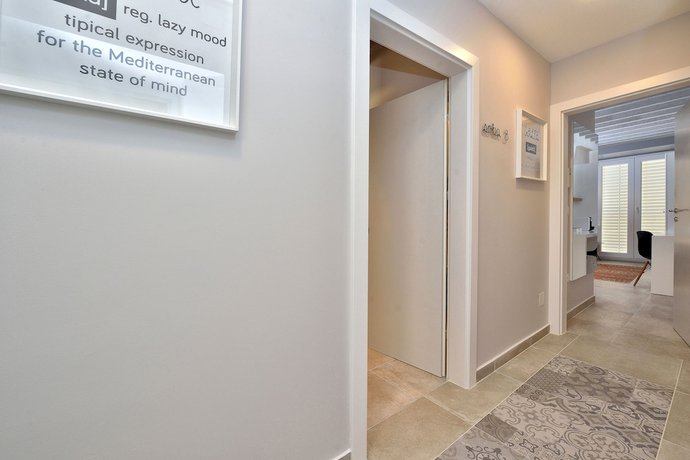 Imagen de los interiores del Aparthotel Apartments and Rooms Mareta Exclusive. Foto 19